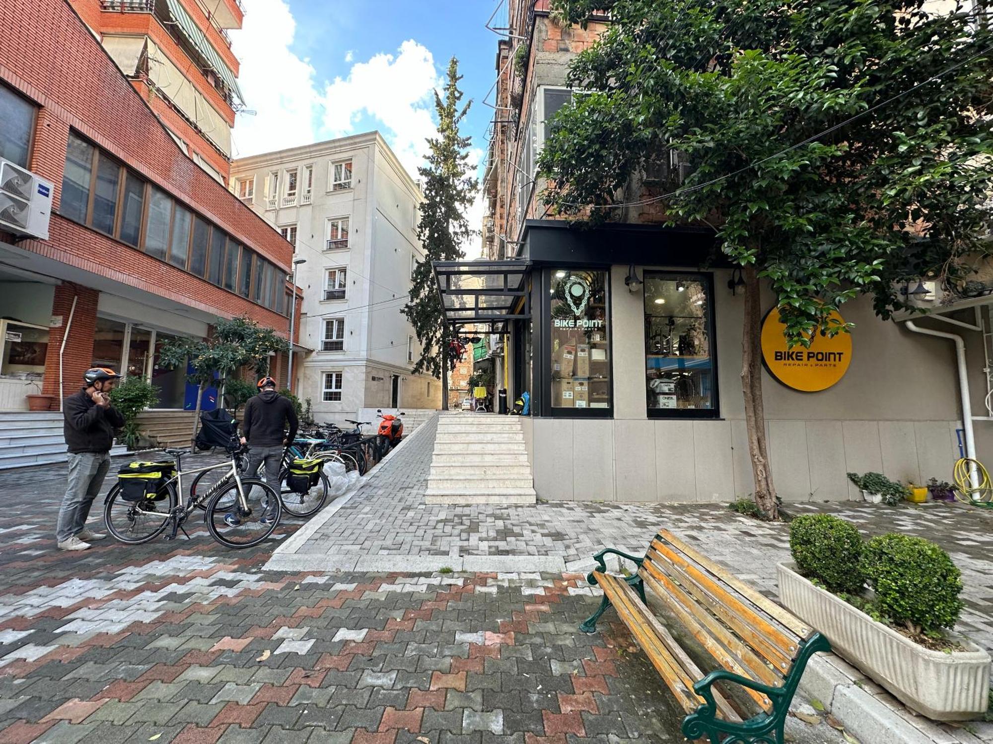 Your Home In Tirana Exteriör bild